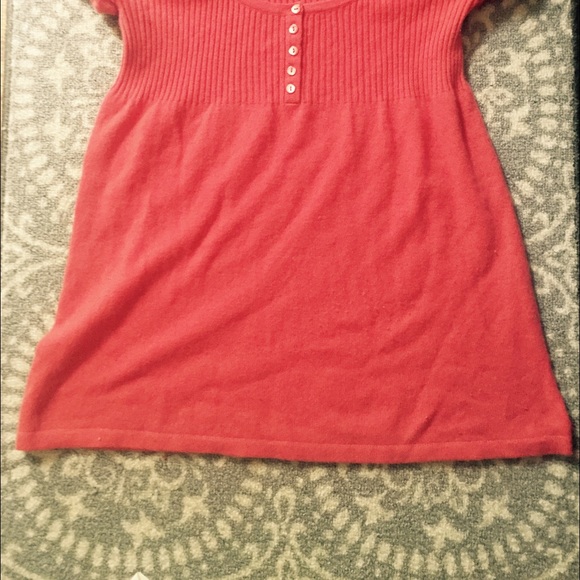 COPY - Short sleeve cashmere sweater top - Picture 2 of 3